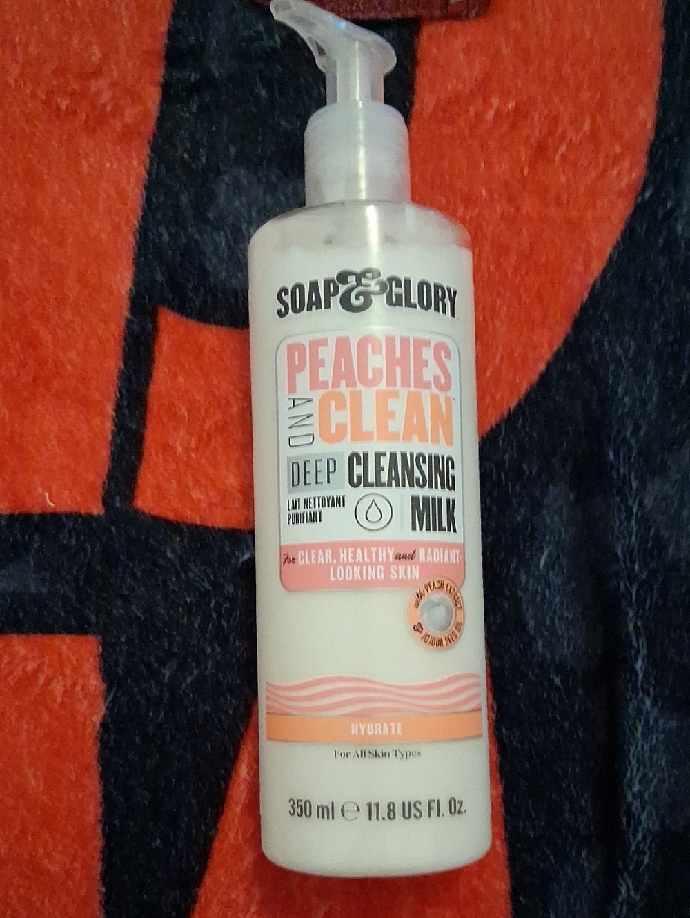 Soap & Glory Peaches and Clean Cleansing Milk - Peach and White